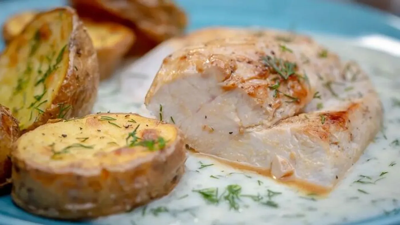 Sült csirkemell kapormártással: tökéletes ez az ebéd