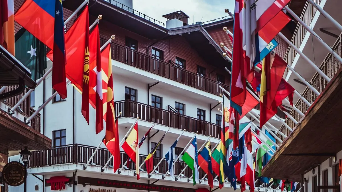 Az országok zászlói mind egyediek és magas eszmei értéket képviselnek. 