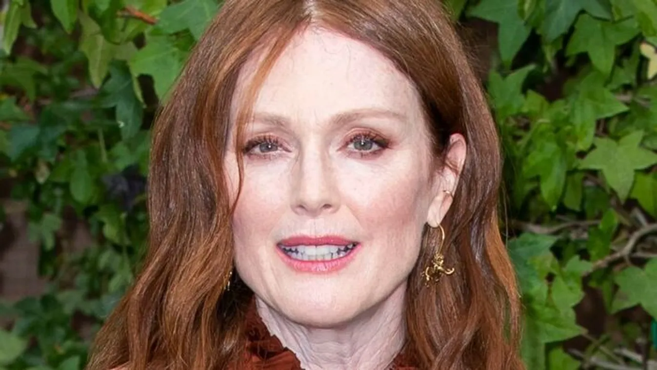 Julianne Moore friss bikinis fotója felrobbantotta a netet