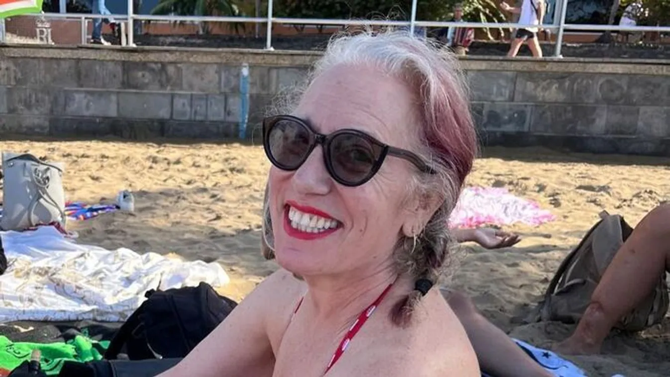 "64 éves nudista swinger vagyok és minden vasárnap szexelek"