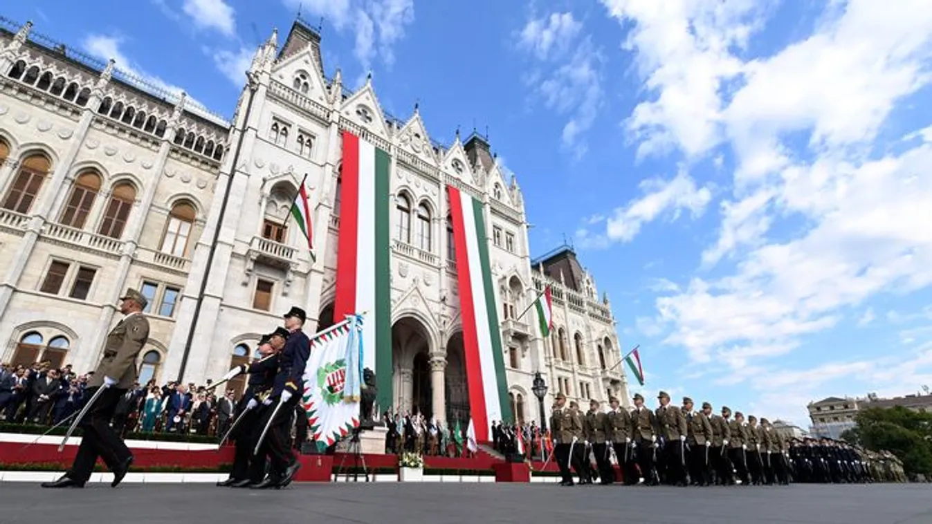 KDNP: büszkék vagyunk Európát védelmező kereszténységünkre