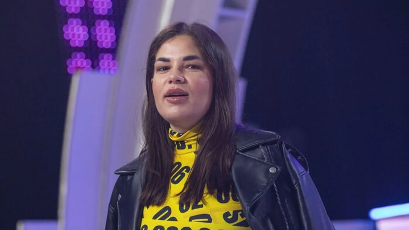 Extraszexi ruhában pózolt Gáspár Evelin