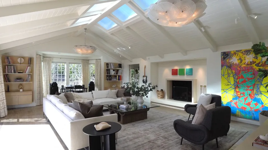 Hot otthon! - Jim Carrey fényárban úszó paradicsoma - RIPOST
