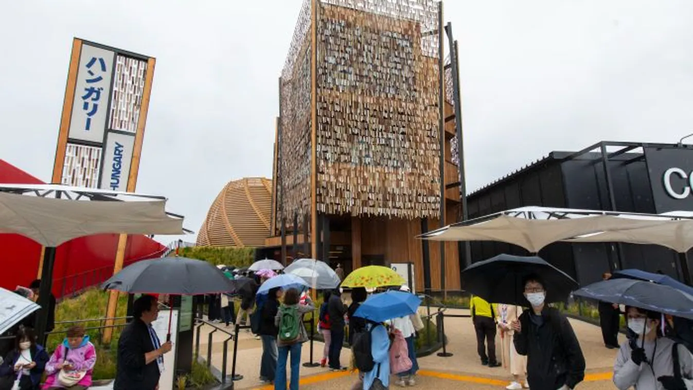 Az Oszakai Világkiállításon mutatták be a magyar játékot, amivel babrálhat a gyerek a pad alatt az iskolában