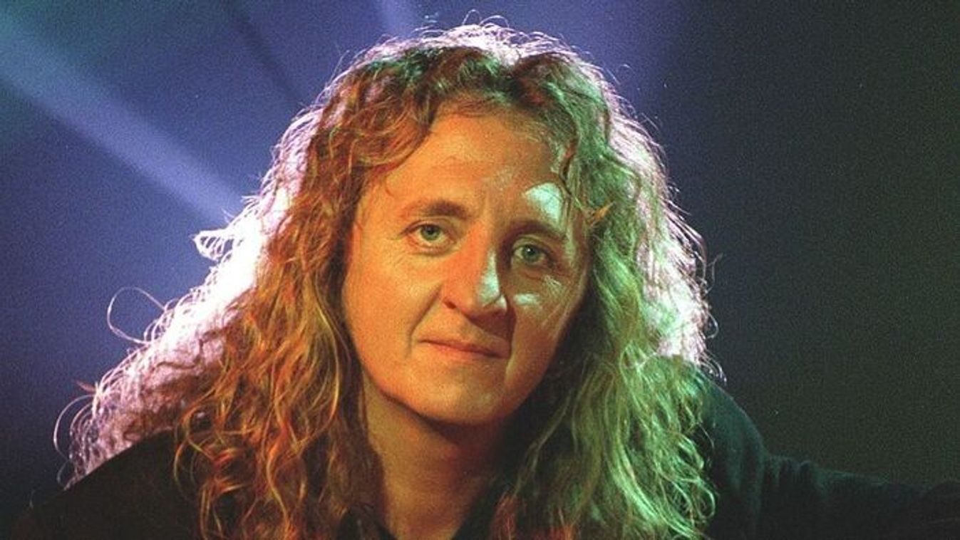 Zámbó Jimmy megdöbbenne, ha látná, mit árulnak 30 ezerért a neten