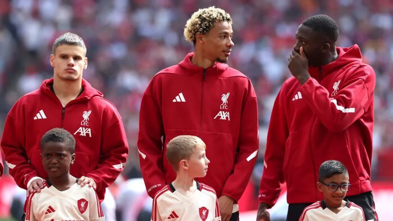 Újabb focistát utáltak ki a Liverpoolból
