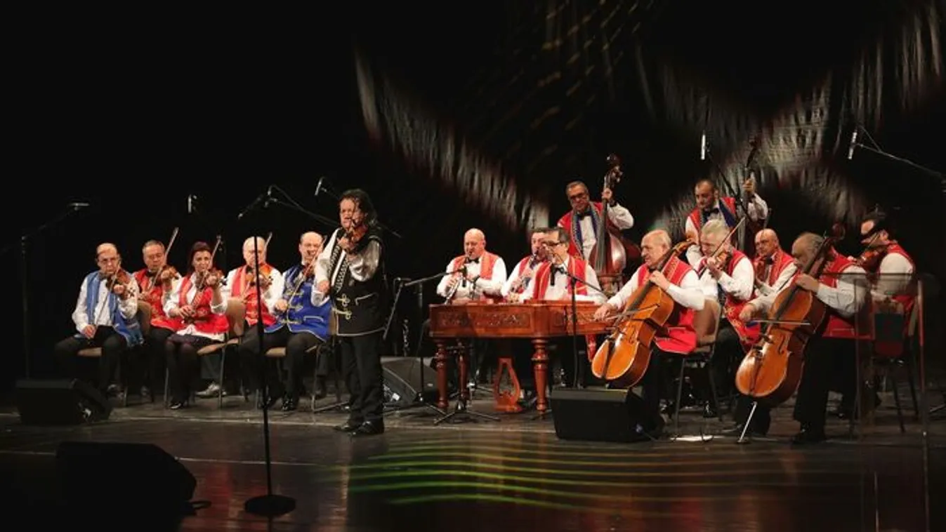 40 éves a 100 Tagú Cigányzenekar