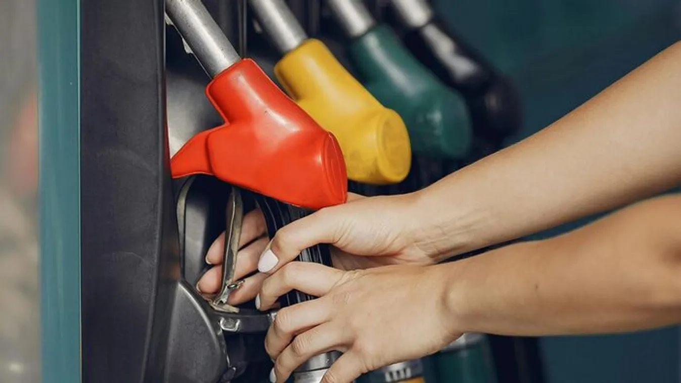 Tankolás 550 forint alatt? Ennél jobb hírt rég kaptunk!