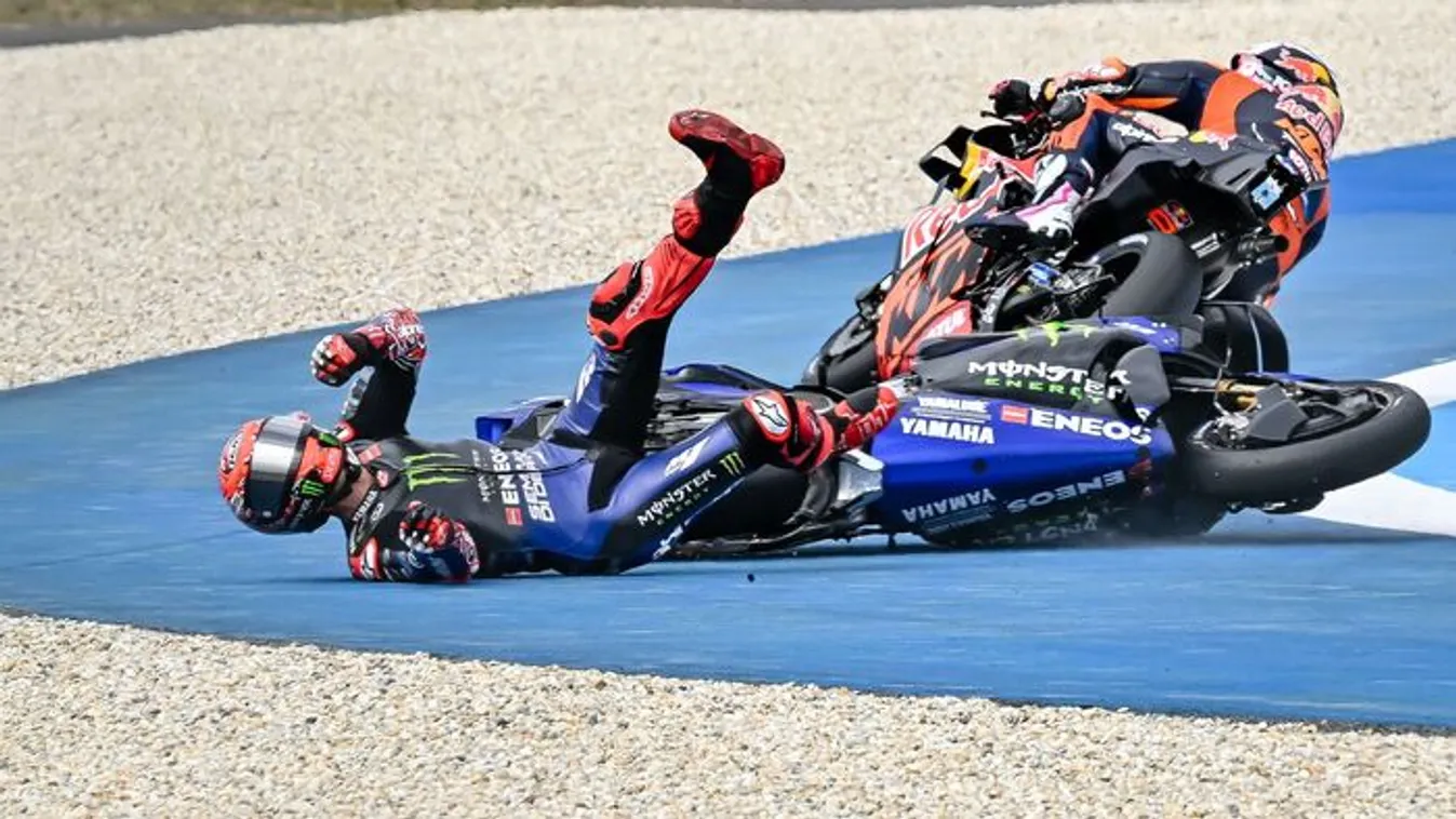 Sokkoló felvétel: Varga Tibor balesete után centiken múlott a tragédia a MotoGP-n