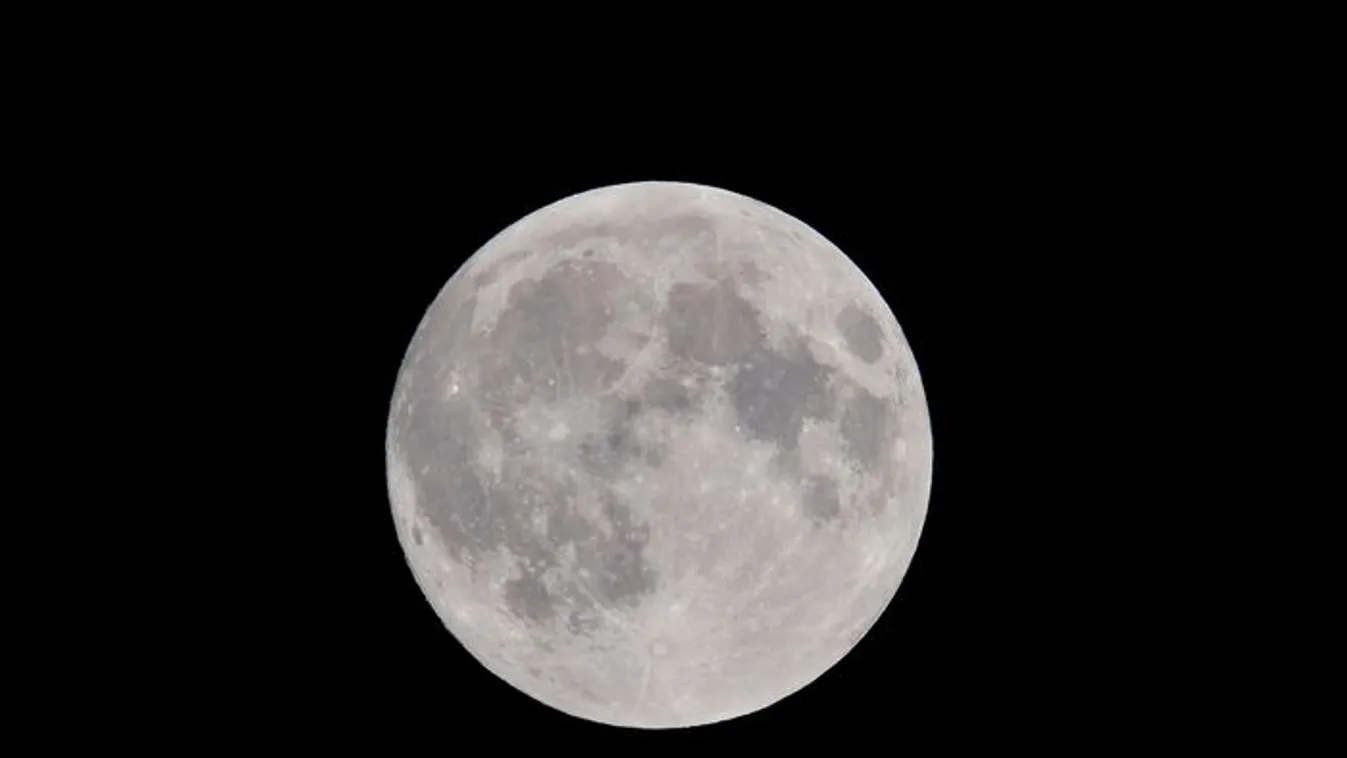 Bejelentette a NASA, valami készül a Holdon