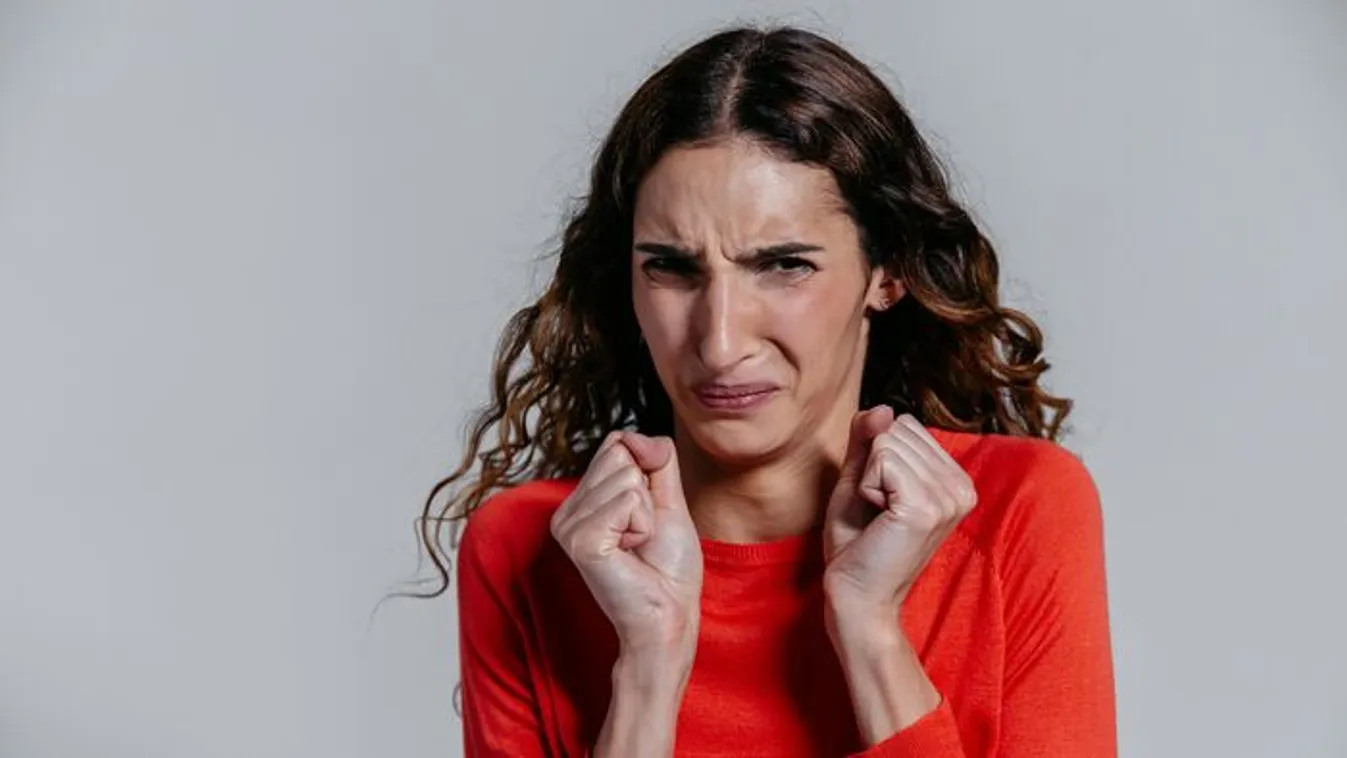 "Undorodom a vőlegényem szagától, szakítani akarok!"