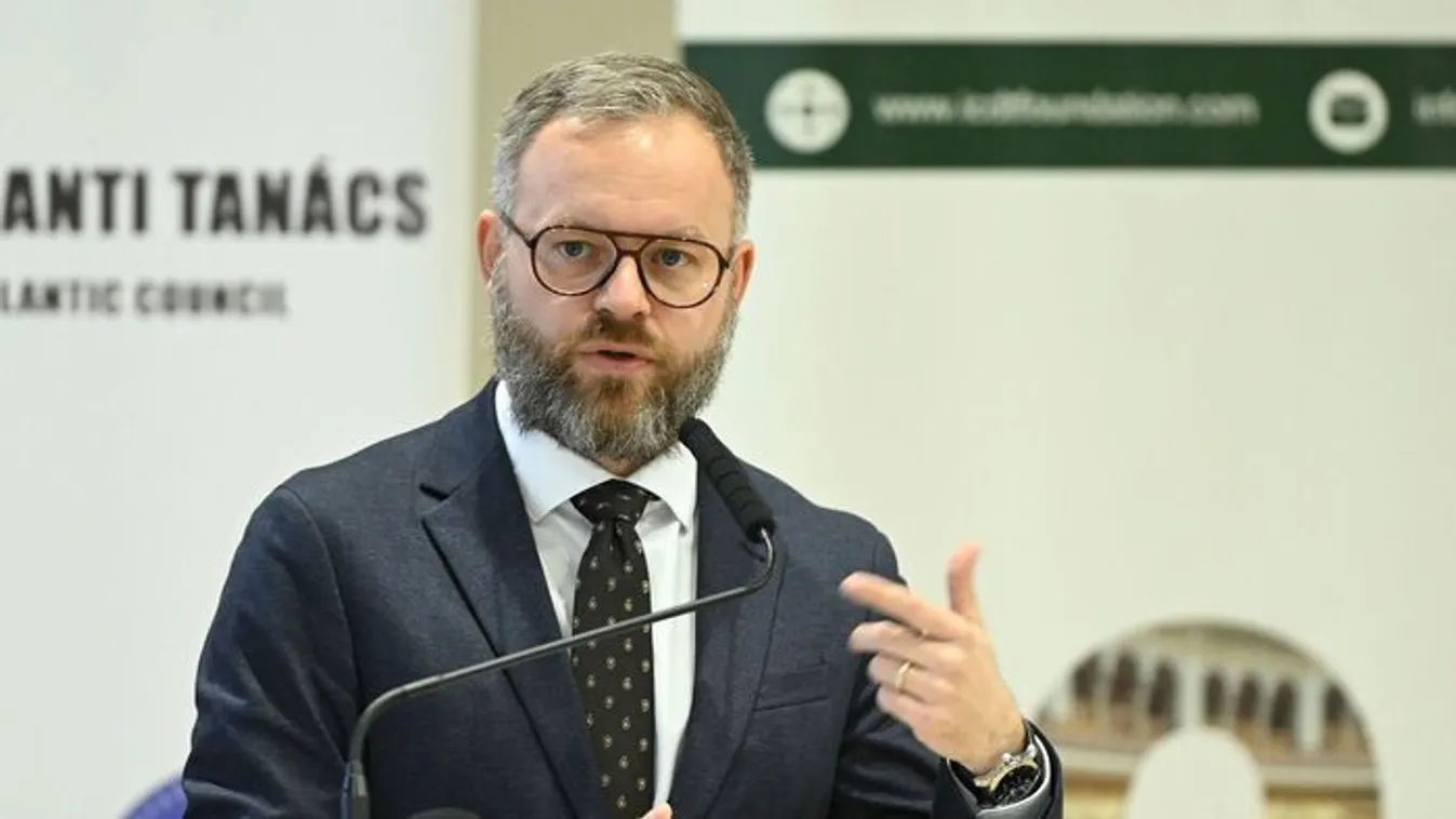 Orbán Balázs: Az Európai Unió háborús projektté alakul át