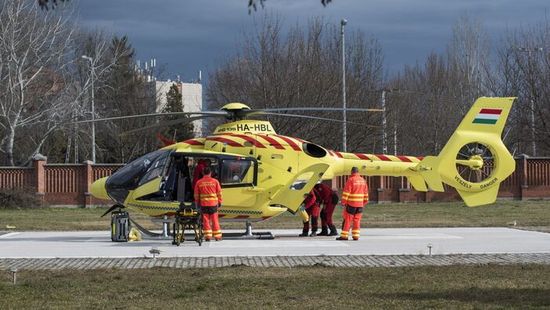 Most érkezett: Durva tömegkaramból Veszprém mellett - mentőhelikopter is ment
