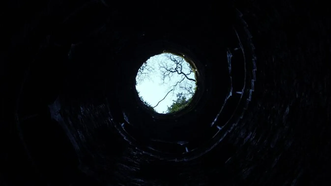 Igazi hős: kútba esett gyereket mentett a kis Juliana