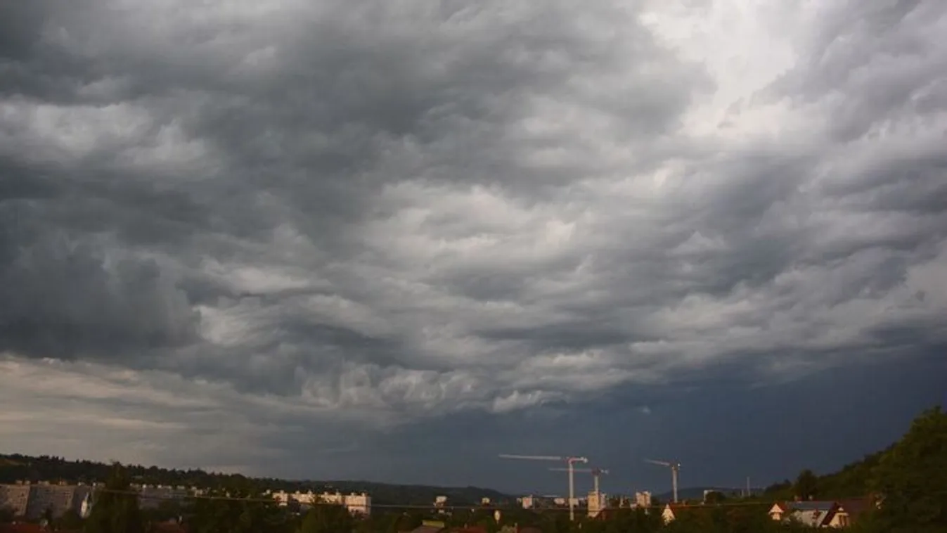 Irgalmatlan vihar söpör végig az országon