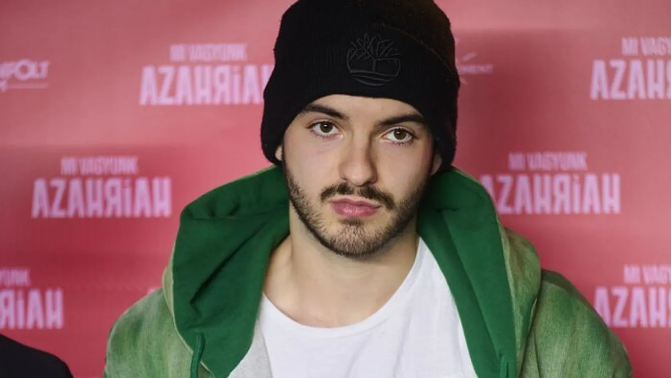 Azahriah nem áll le, már a rajongóit is megfenyegette