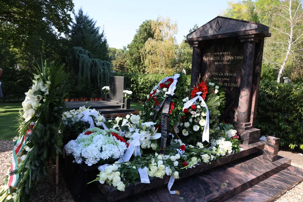  Schmuck Andor temetése