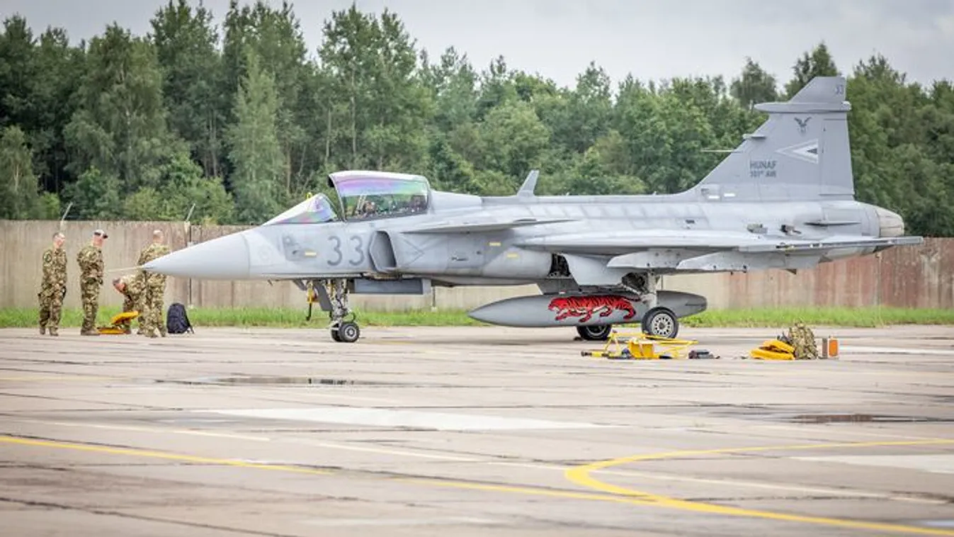 Éles riasztás fogadta a magyarokat Litvániában! - galéria