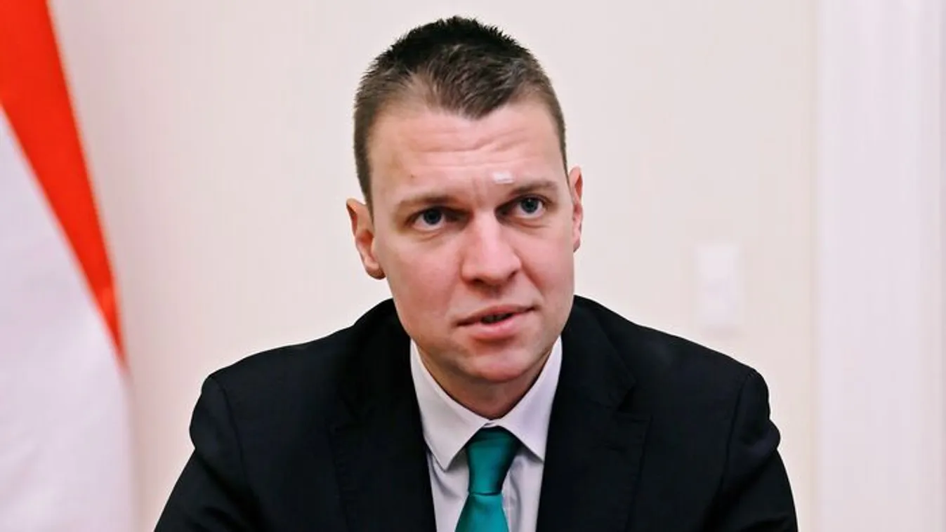 Menczer: egyértelmű, ki áll Magyar Péter kémbarátja mögött