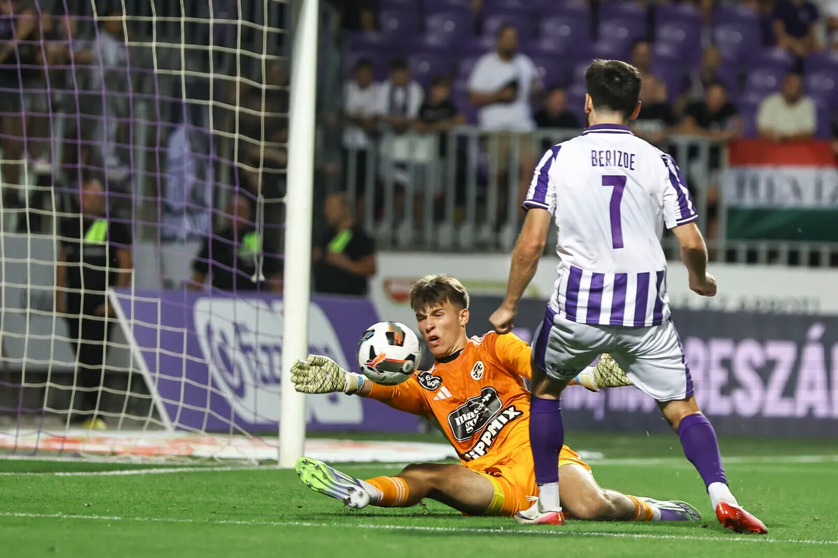 Nem csak az újpesti futballisták voltak pontatlanok a Kisvárda ellen: Beridze mezére a Berizde név került