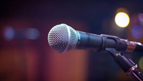 Tragikus hirtelenséggel hunyt el a népszerű énekesnő: órákkal a fellépése után ragadta el a halál