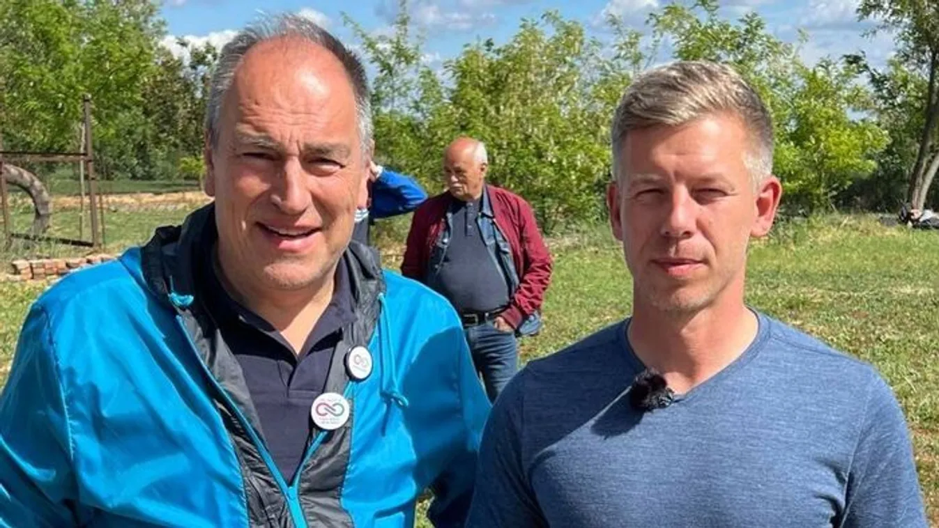 Magyar Péter kitüntette a hatalmas adóemelési terv elkészítőjét