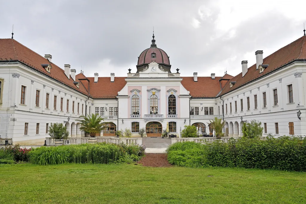 így néz ki Magyarország 12 legbájosabb szerelmi fészke