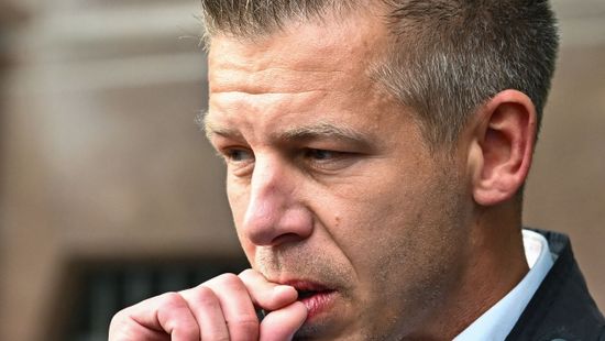 Menczer Tamás: Sok sikert ehhez a vitához, Peti!