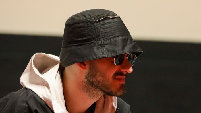 Justin Bieber sorsára jut Azahriah