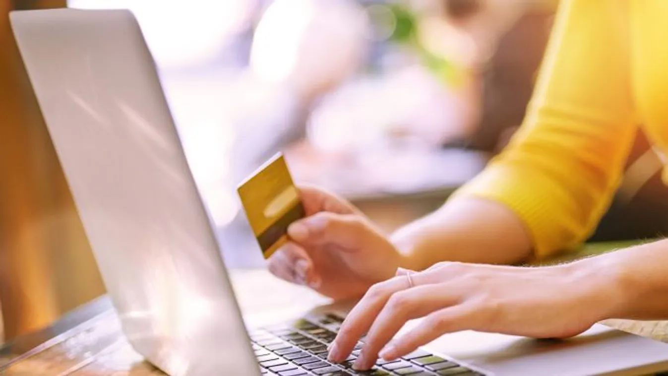 Egyre nehezebb felismerni a hamisítványokat, de ez segíthet!