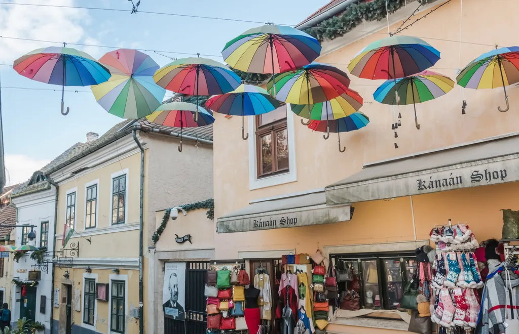így néz ki Magyarország 12 legbájosabb szerelmi fészke