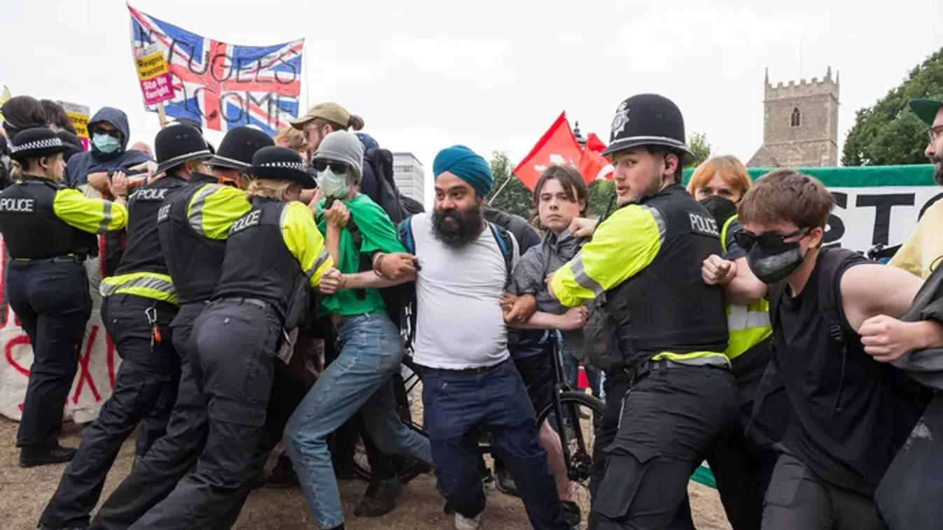 Migránsellenes megmozdulások Nagy-Britanniában