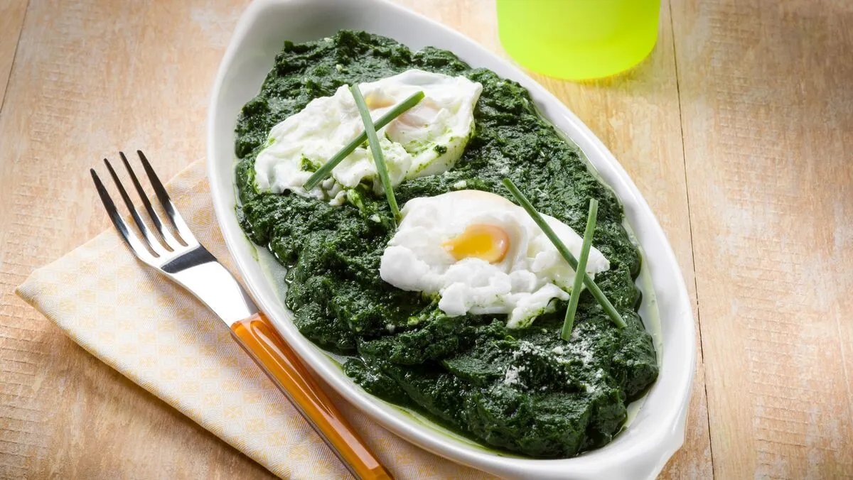 Így készítsd el Egg,Over,Boiled,Spinach