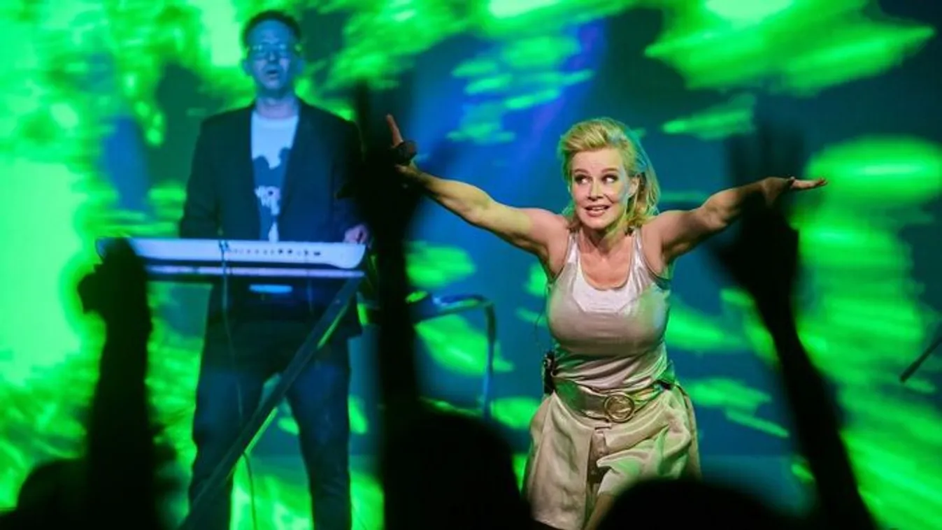 Völgyesi Gabi kifakadt, nem adna mobilt a gyerekek kezébe