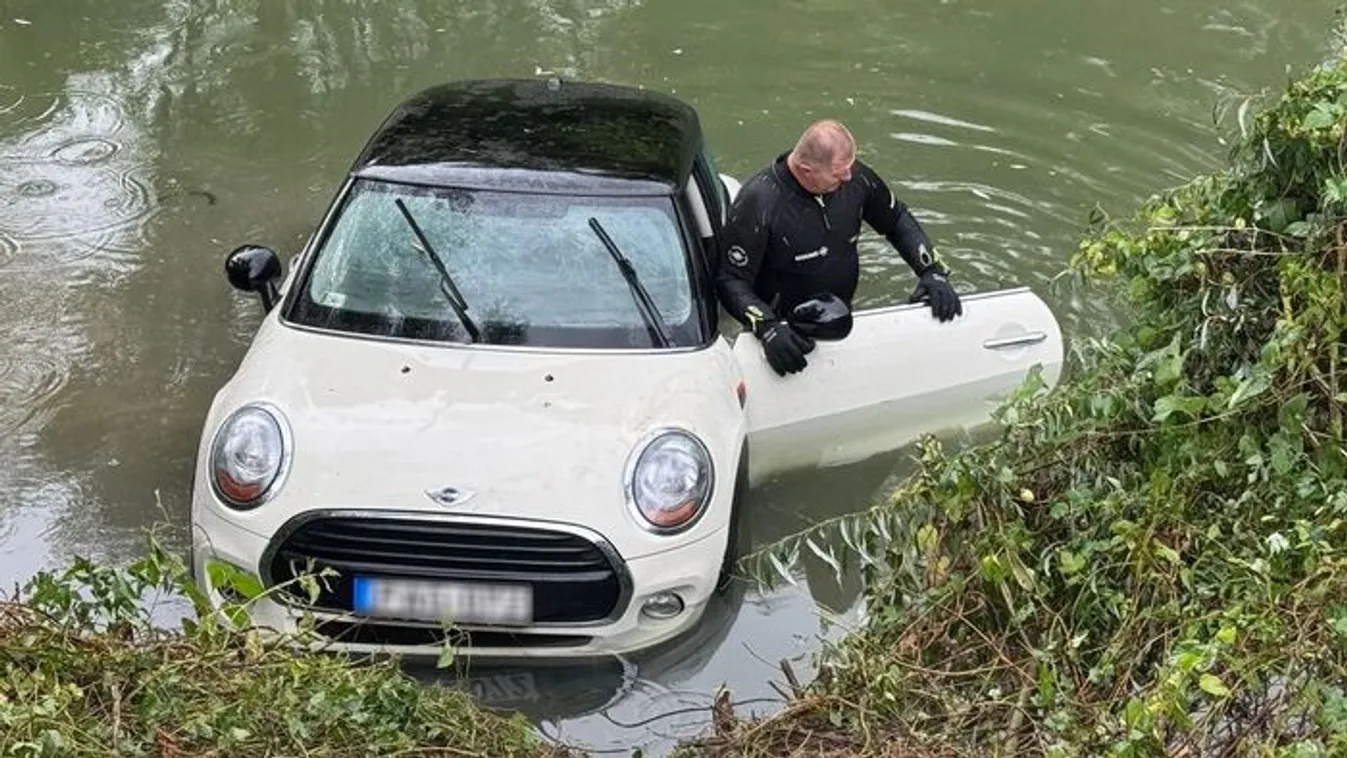Elmerült egy autó a Sebes-Körösben, megsérült a sofőr