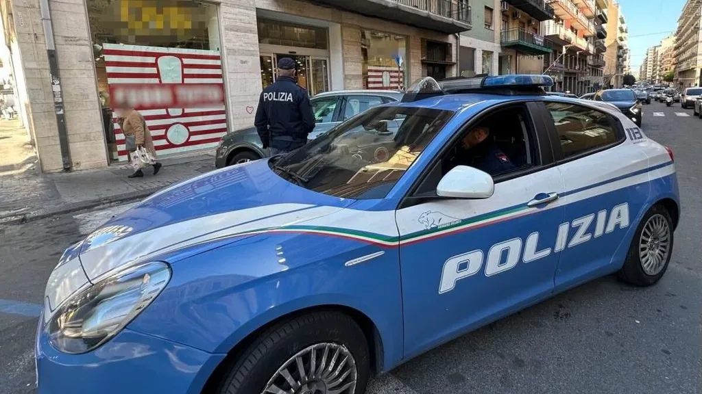 A római nagykövetség felvette a kapcsolatot az olasz rendőrséggel. A migráns elkövetők előzetes letartóztatásba kerültek. 