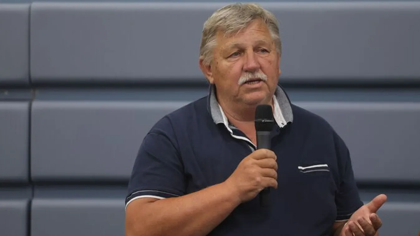 „Kaptam hideget-meleget..." - keményen beszóltak Kiss Lászlónak