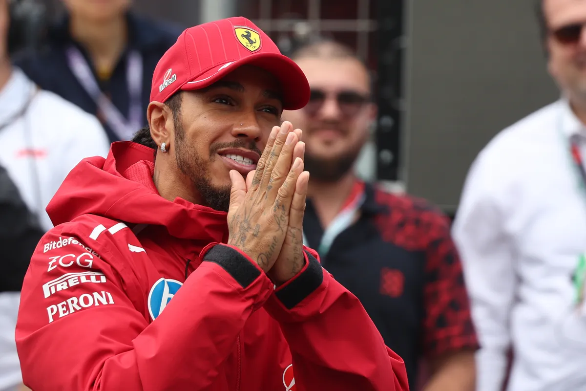 Lewis Hamilton Ferrari-korszaka akár az első év végén zátonyra futhat a hajdani F1-pilóta Raf Schumacher szerint