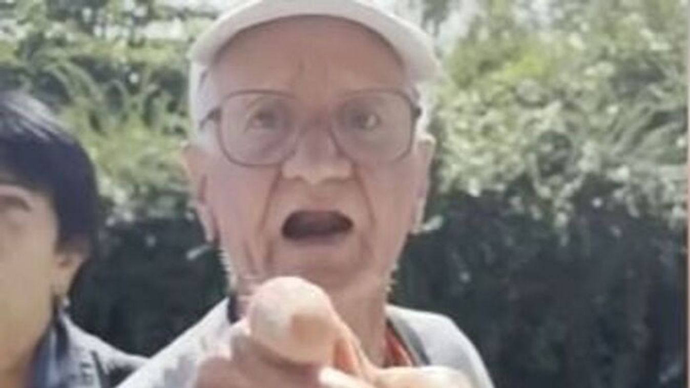 Halálra ítélne újságírókat a Tisza Párt aktivistája