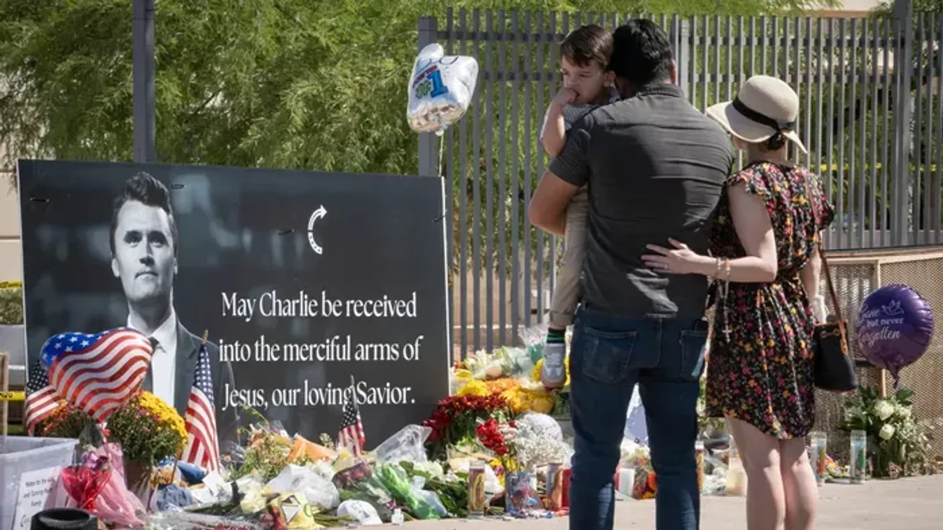  Százezrek búcsúztatták a meggyilkolt Chralie Kirk-öt