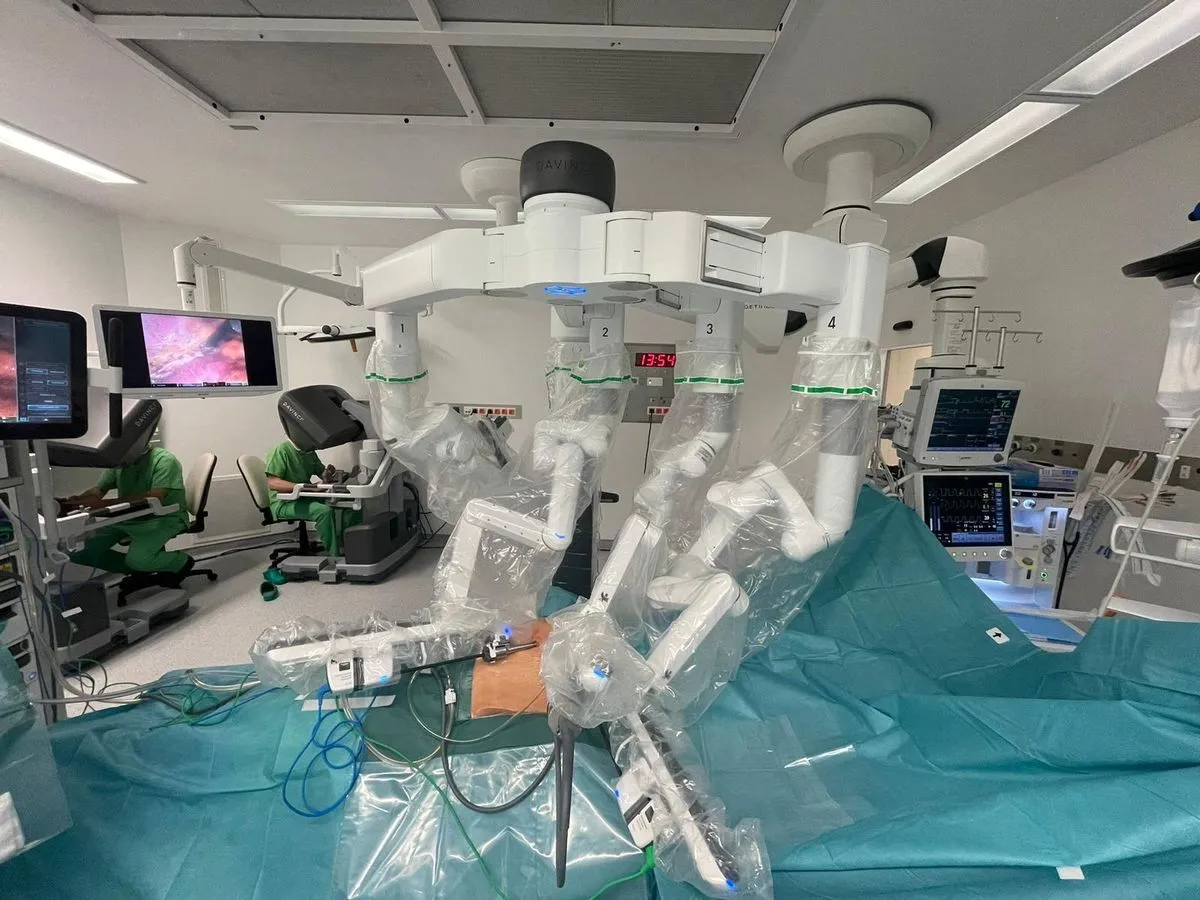 Robot-mellkassebészeti beavatkozás - sokkal rövidebb ideig tart a lábadozás, a műtét utáni heg pedig szinte láthatatlan