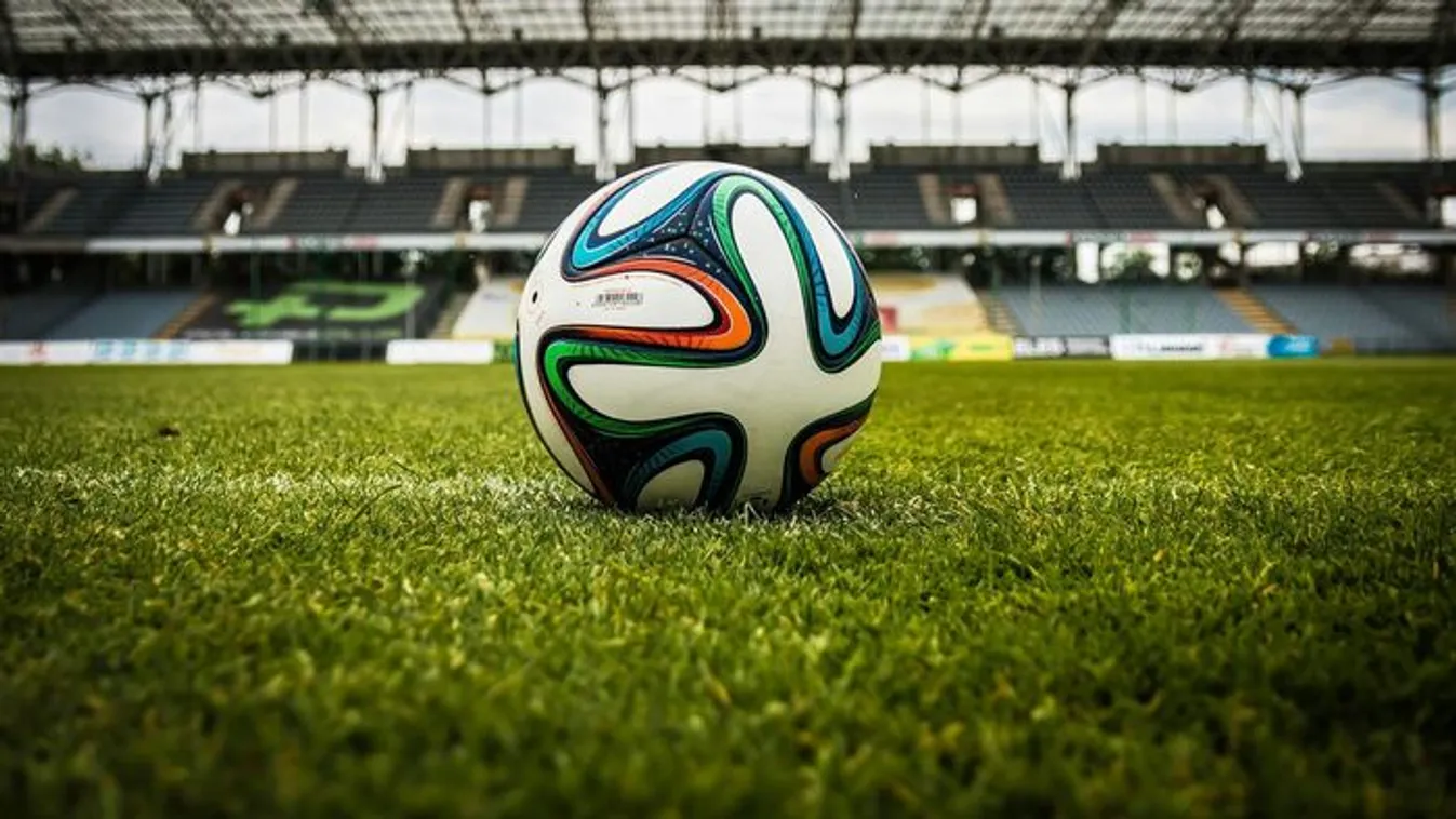 Kiszivárogtak a részletek: Őrült változás jöhet a fociban