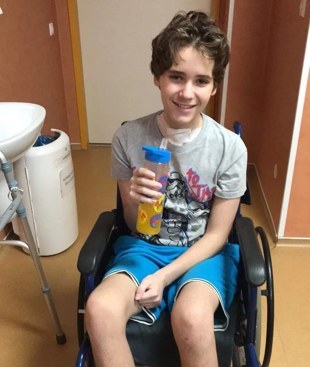 Pribil Dávid, akinek 2 éve váratlanul leállt a szíve, középiskolás lett.