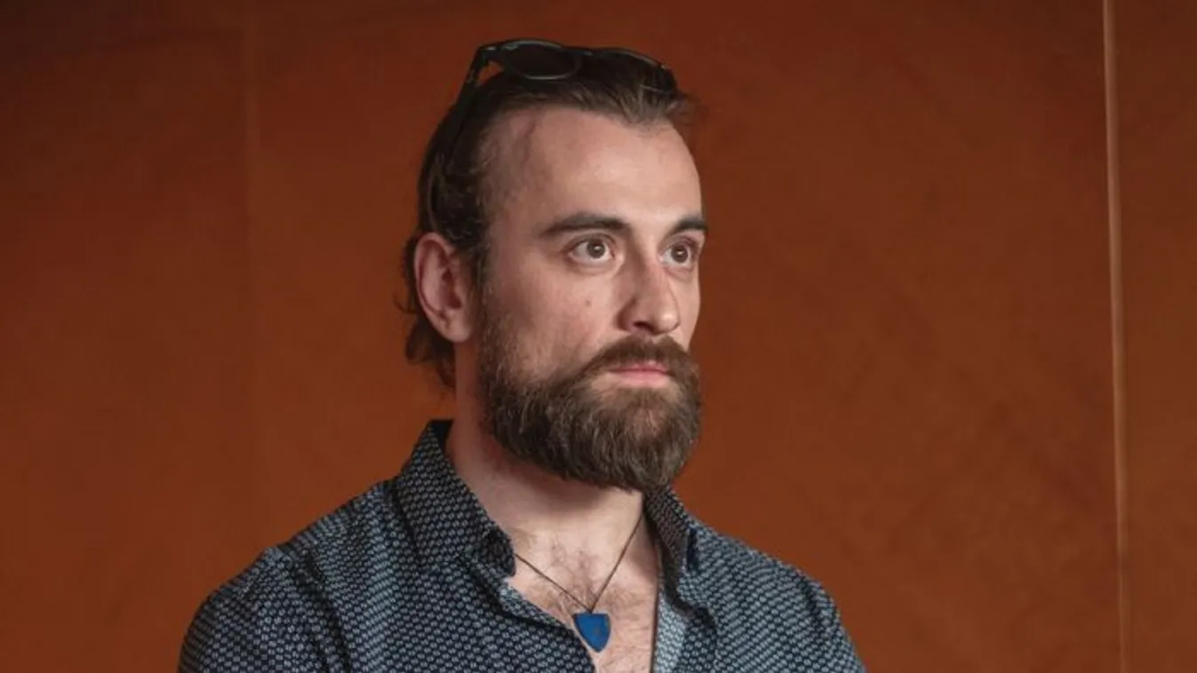 Kádár L. Gellért mutatványáért mindenki oda van