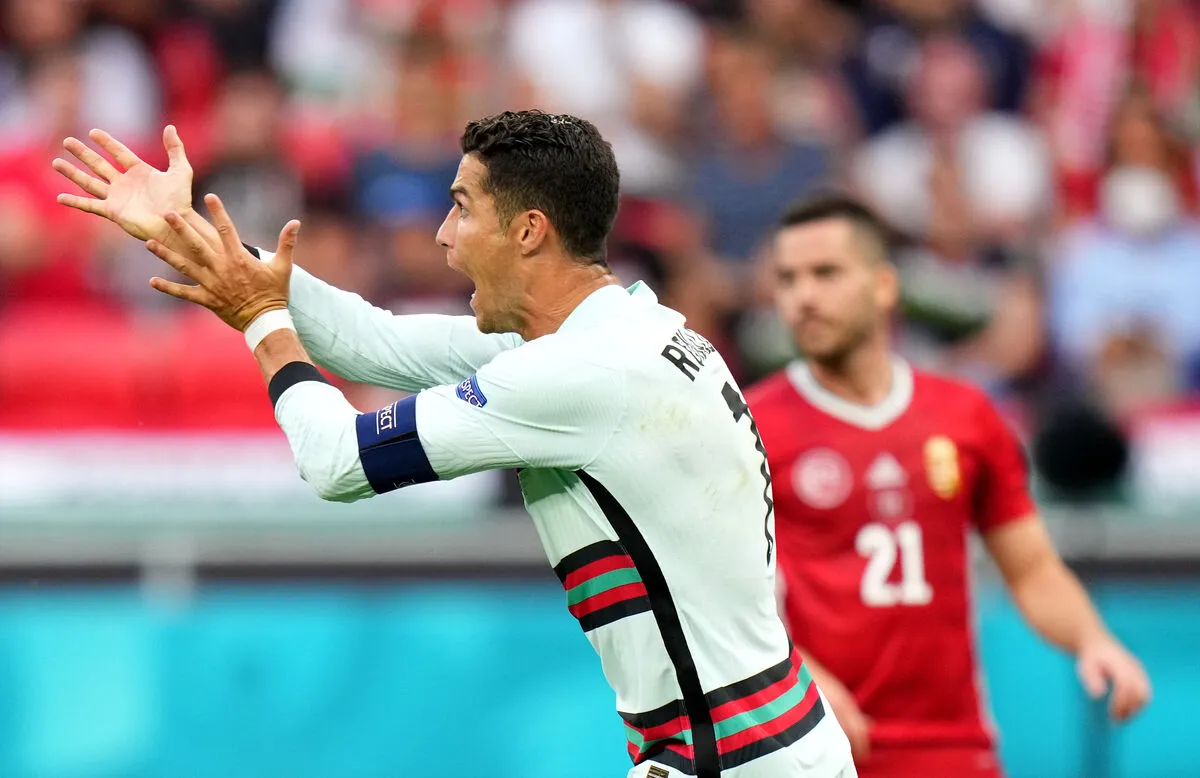 Ronaldo kezében a döntés: ha gólt lő, újabb csúcsa lesz - de a magyar védők közbeszólhatnak