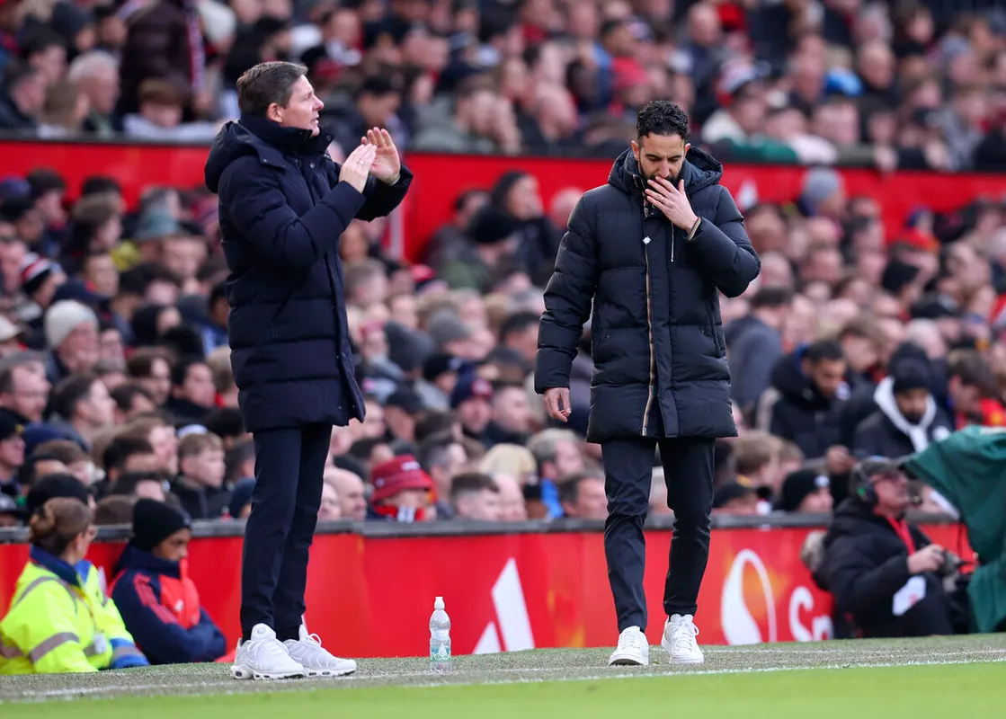 Oliver Glasner (balra) a Manchester United első számú jelöltje Rúben Amorim utódául