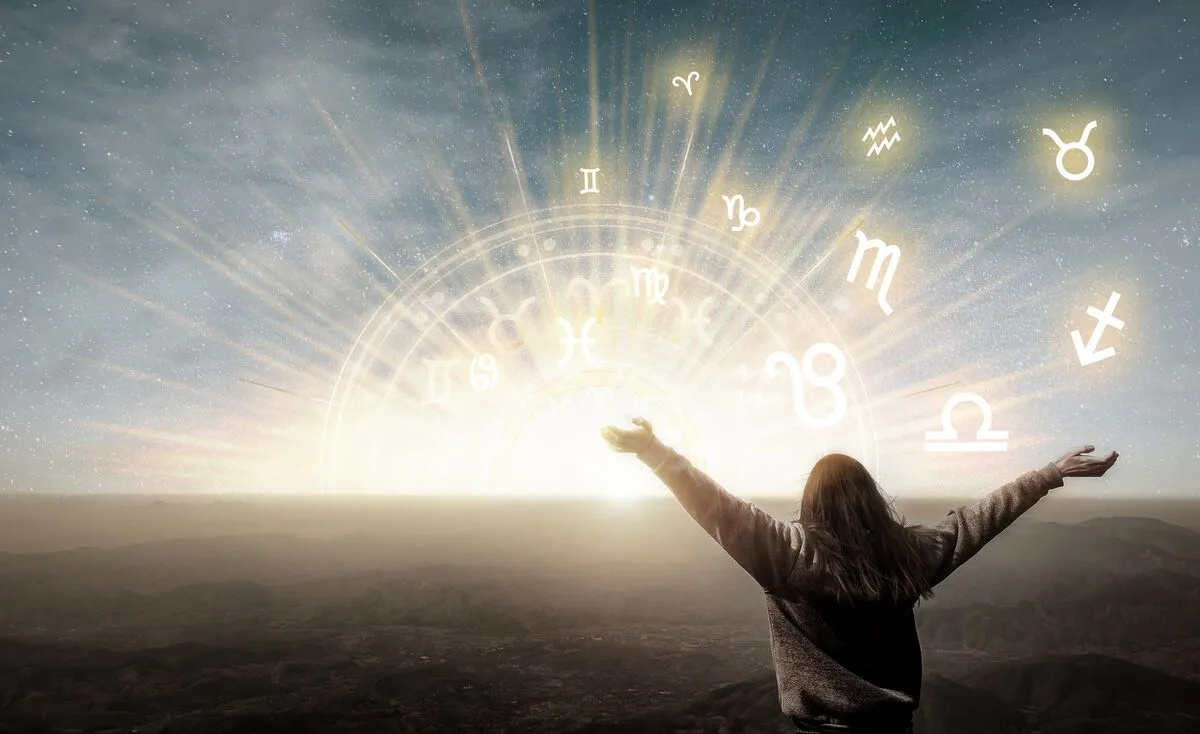 2025 nyertesei Woman,Raising,Hands,Looking,At,The,Sky.,Astrological,Wheel,,Choose