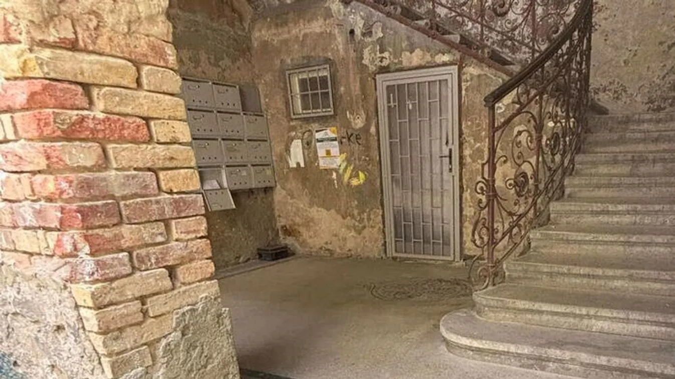 Beázott a lépcsőház: ki fizeti a kárt?