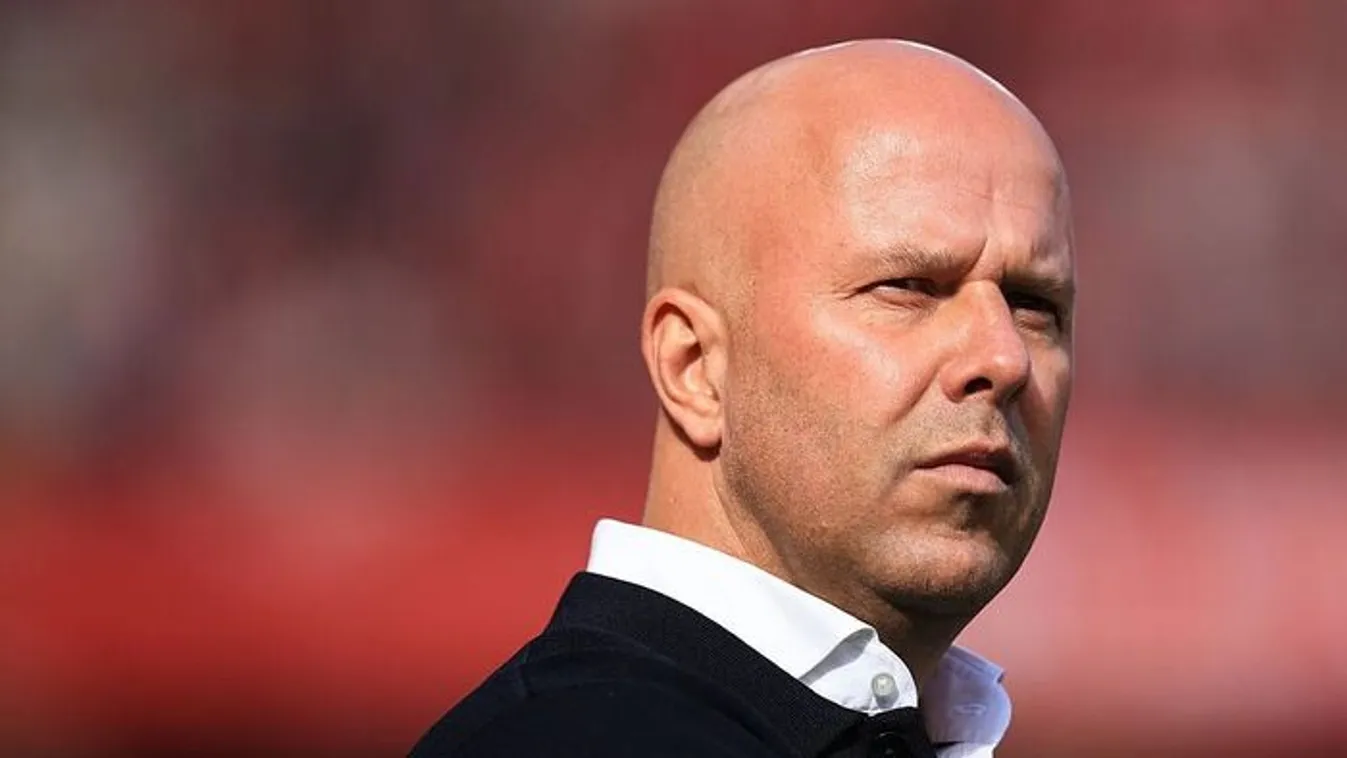 Ebből mindenki tanulni fog, Slot odacsapott Liverpoolba