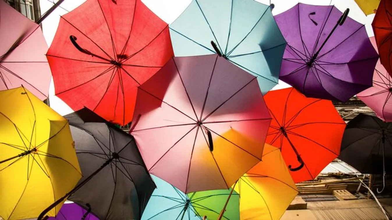 Kettészakad az ország: hét vármegyére adtak ki riasztást